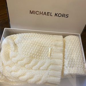 Michael Kors Hat & Scarf set